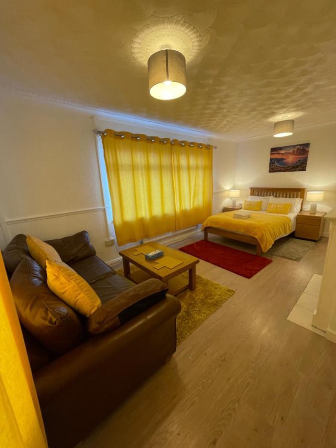 Holiday Home Cardiff City Sleeps 7 Exterior foto