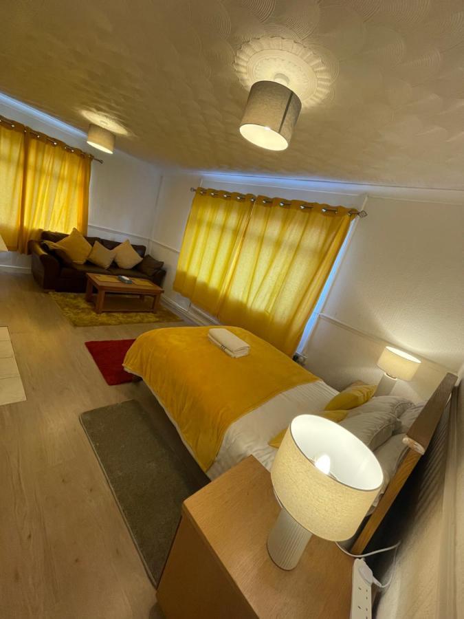 Holiday Home Cardiff City Sleeps 7 Exterior foto