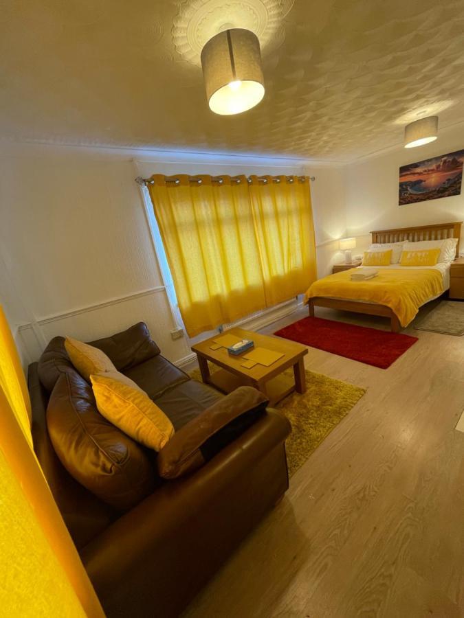 Holiday Home Cardiff City Sleeps 7 Exterior foto